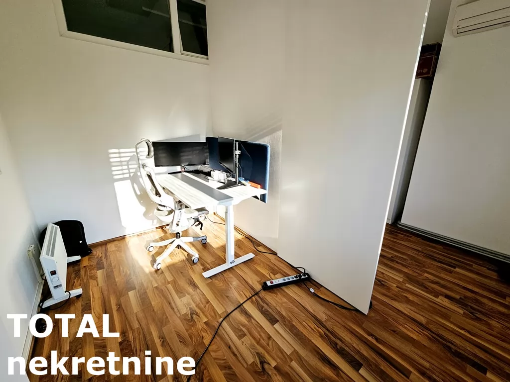 Stan,NOVI SAD,CENTAR,kv: 131.00, € 450000, ID: 1100976 19