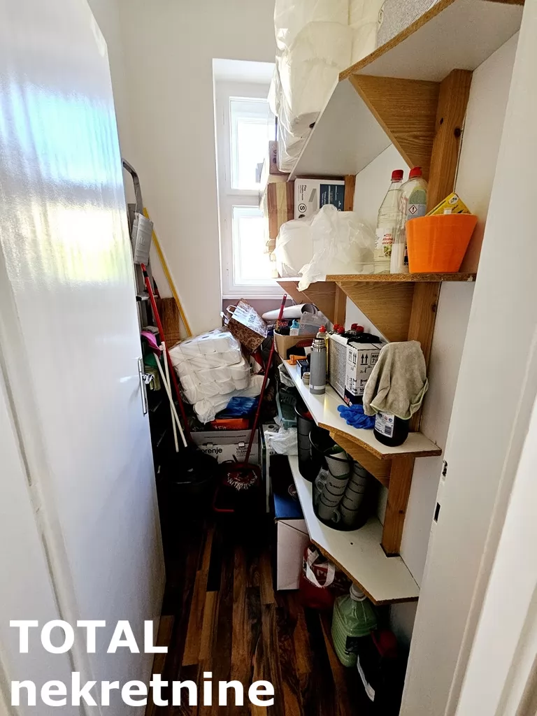 Stan,NOVI SAD,CENTAR,kv: 131.00, € 450000, ID: 1100976 21