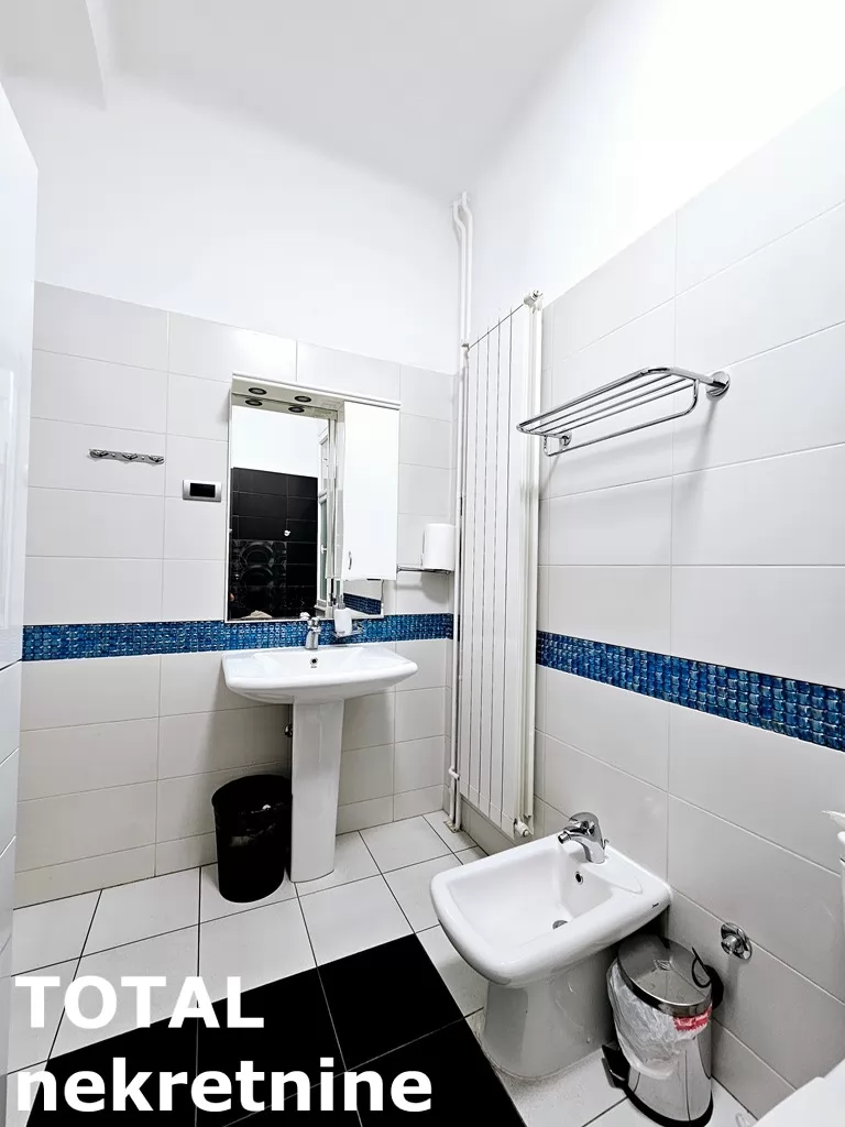 Stan,NOVI SAD,CENTAR,kv: 131.00, € 450000, ID: 1100976 23