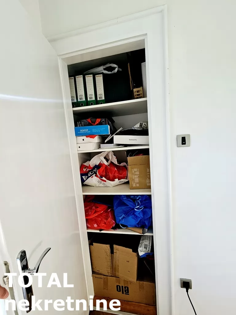 Stan,NOVI SAD,CENTAR,kv: 131.00, € 450000, ID: 1100976 27