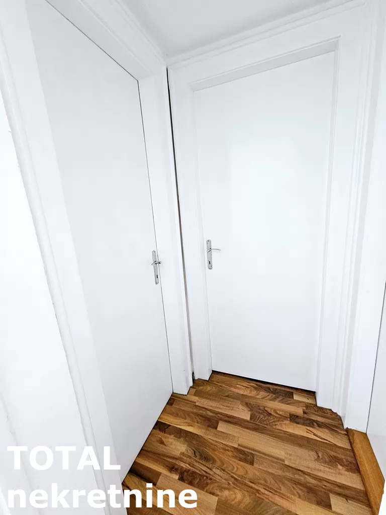 Stan,NOVI SAD,CENTAR,kv: 131.00, € 450000, ID: 1100976 29