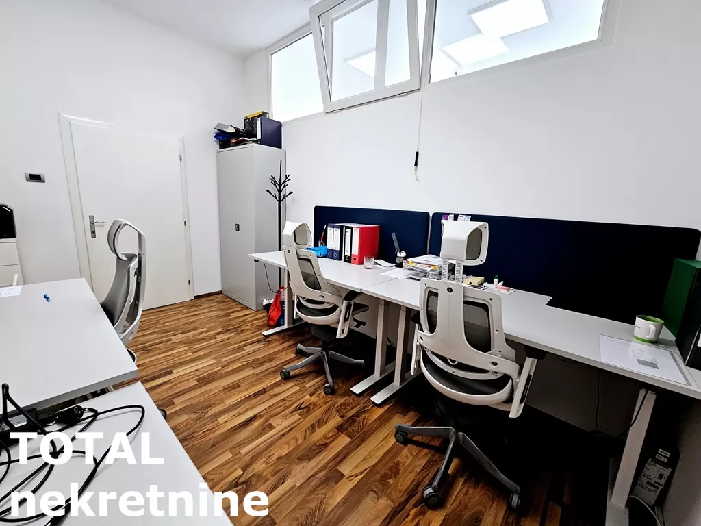 Stan,NOVI SAD,CENTAR,kv: 131.00, € 450000, ID: 1100976 9