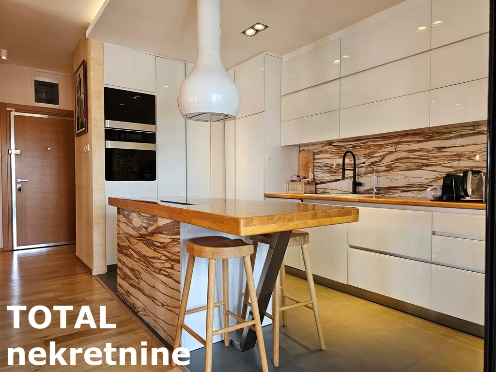 Stan,NOVI SAD,CENTAR,kv: 132.00, € 500000, ID: 1100737 10