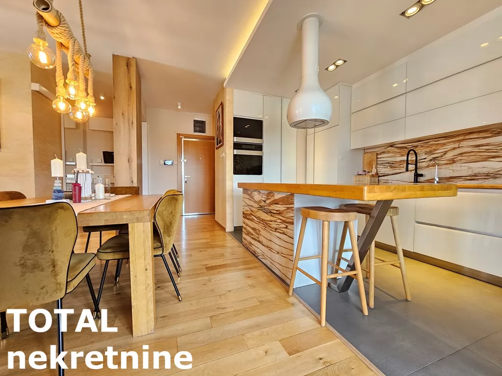 Stan,NOVI SAD,CENTAR,kv: 132.00, € 500000, ID: 1100737 12