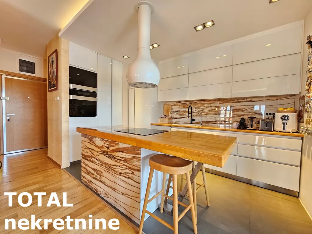 Stan,NOVI SAD,CENTAR,kv: 132.00, € 500000, ID: 1100737 14