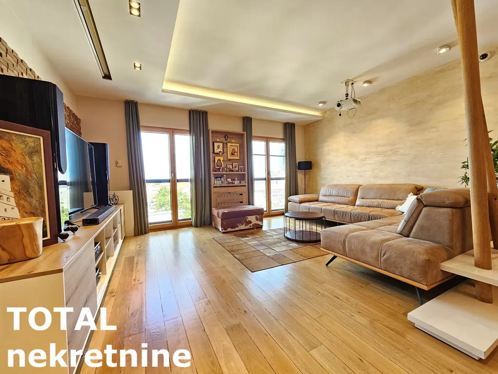 Stan,NOVI SAD,CENTAR,kv: 132.00, € 500000, ID: 1100737 2