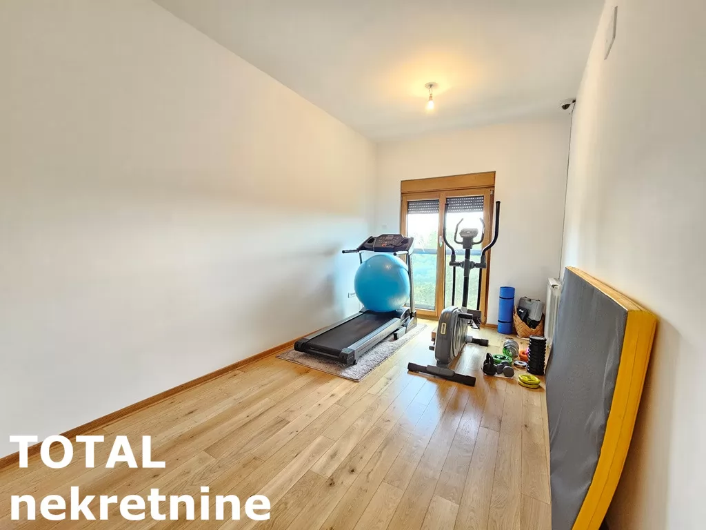 Stan,NOVI SAD,CENTAR,kv: 132.00, € 500000, ID: 1100737 28