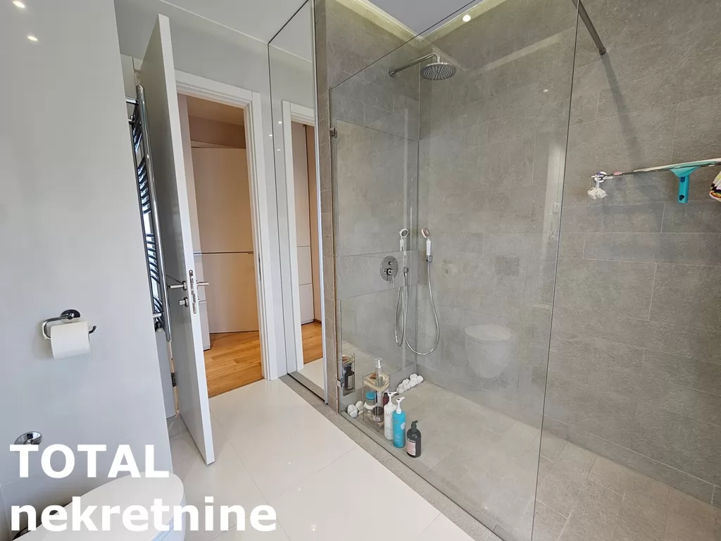 Stan,NOVI SAD,CENTAR,kv: 132.00, € 500000, ID: 1100737 42