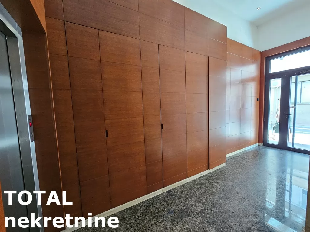 Stan,NOVI SAD,CENTAR,kv: 132.00, € 500000, ID: 1100737 45