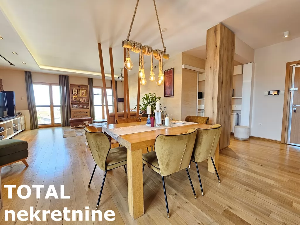 Stan,NOVI SAD,CENTAR,kv: 132.00, € 500000, ID: 1100737 8