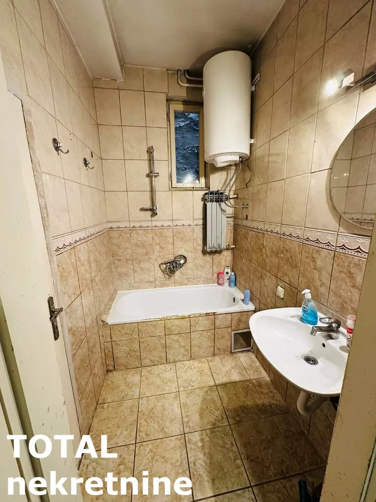 Stan,NOVI SAD,CENTAR,kv: 152.00, € 500990, ID: 1100118 18