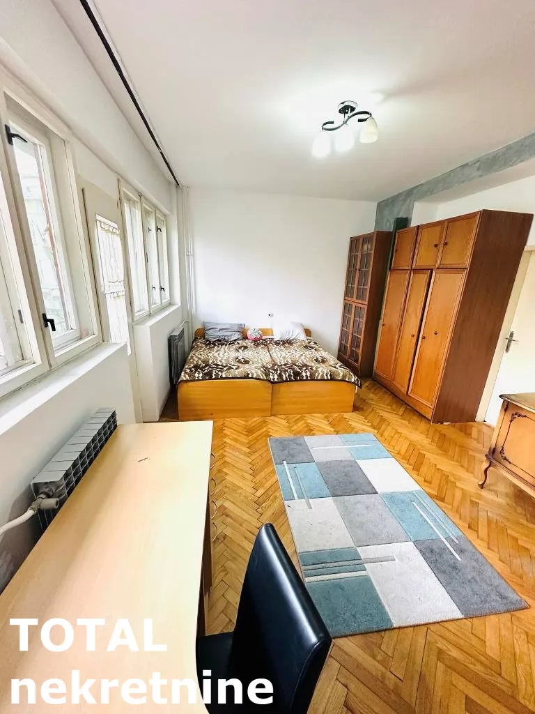 Stan,NOVI SAD,CENTAR,kv: 152.00, € 500990, ID: 1100118 7