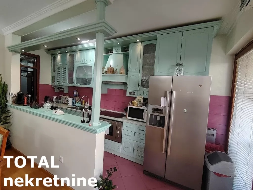 Stan,NOVI SAD,CENTAR,kv: 163.00, € 530000, ID: 1099241 18