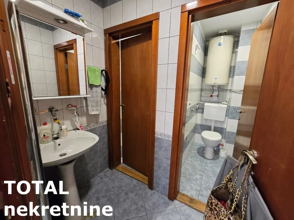 Stan,NOVI SAD,CENTAR,kv: 216.00, € 484100, ID: 1101224 15