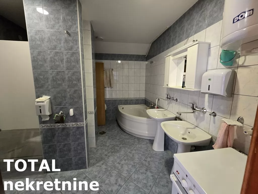 Stan,NOVI SAD,CENTAR,kv: 216.00, € 484100, ID: 1101224 16