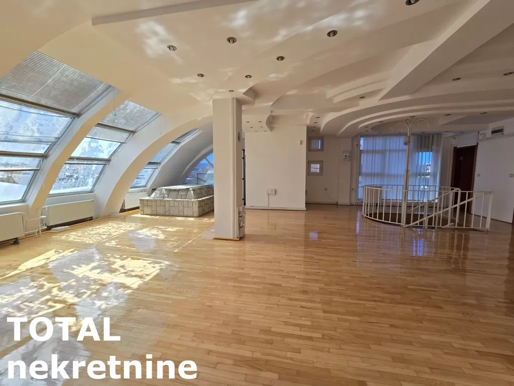 Stan,NOVI SAD,CENTAR,kv: 216.00, € 484100, ID: 1101224 4