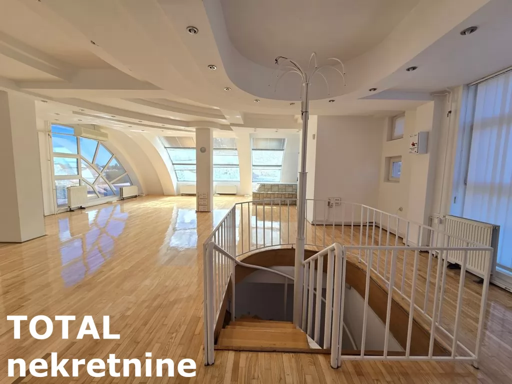 Stan,NOVI SAD,CENTAR,kv: 216.00, € 484100, ID: 1101224 6