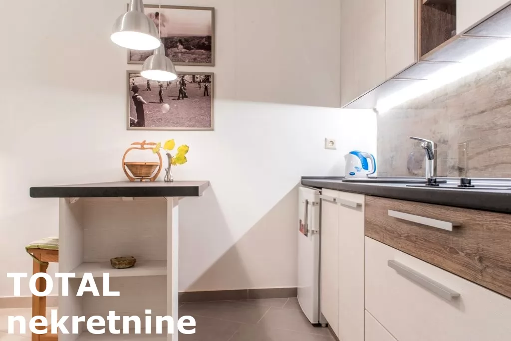 Stan,NOVI SAD,CENTAR,kv: 24.00, € 85000, ID: 1098878 5