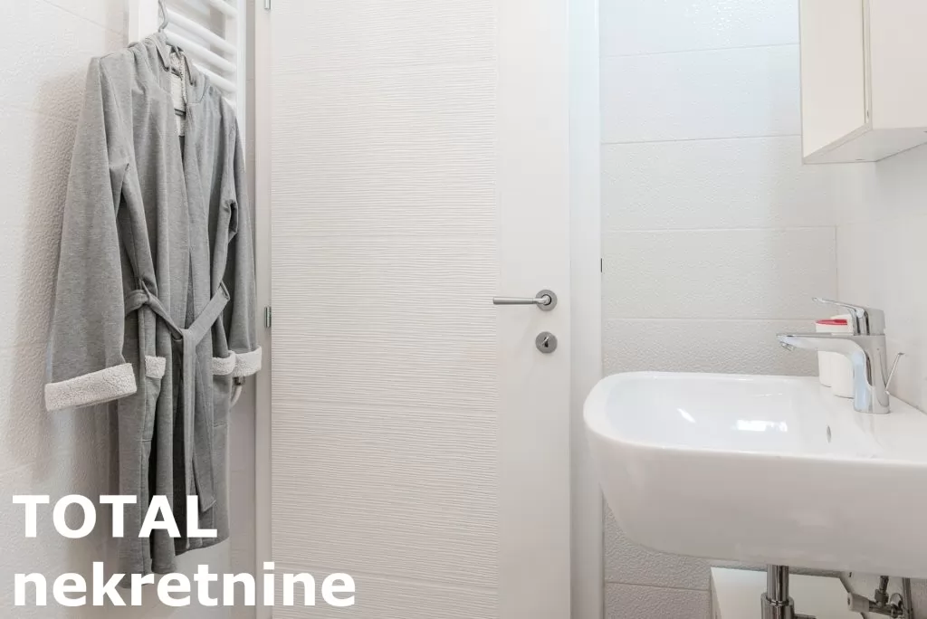 Stan,NOVI SAD,CENTAR,kv: 24.00, € 85000, ID: 1098878 8