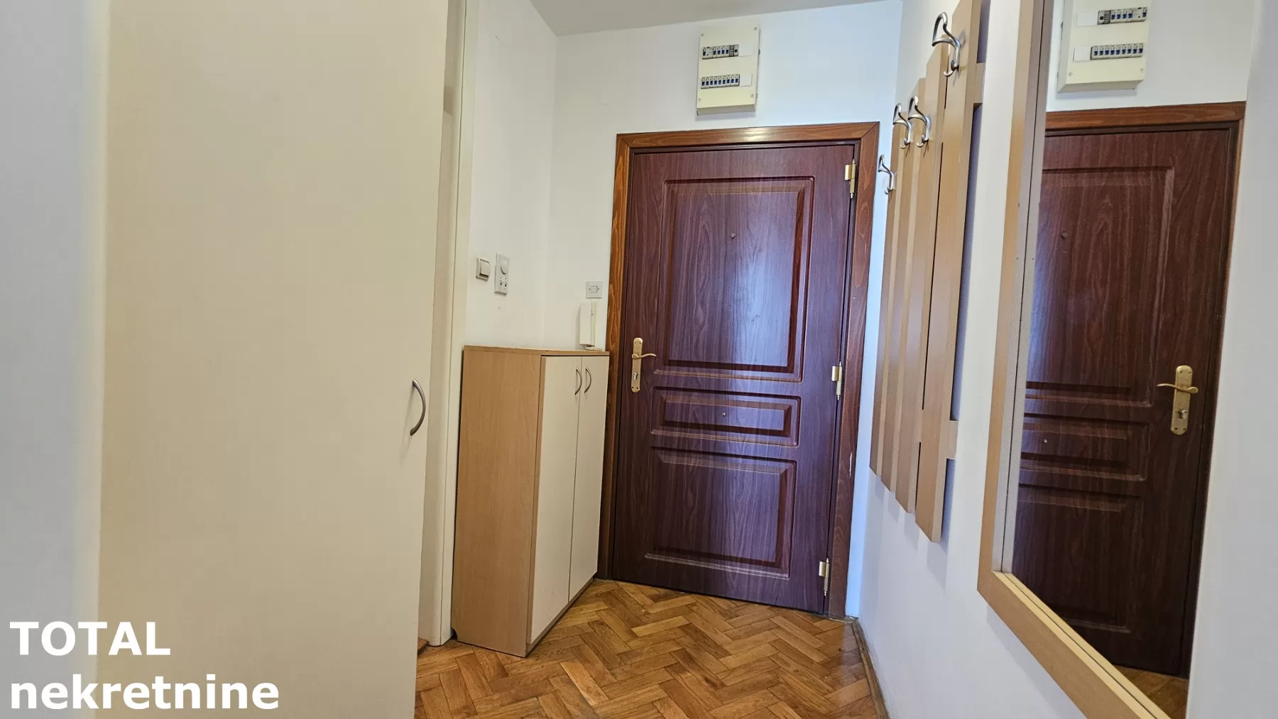 Stan,NOVI SAD,CENTAR,kv: 29.00, € 105000, ID: 1100948 6