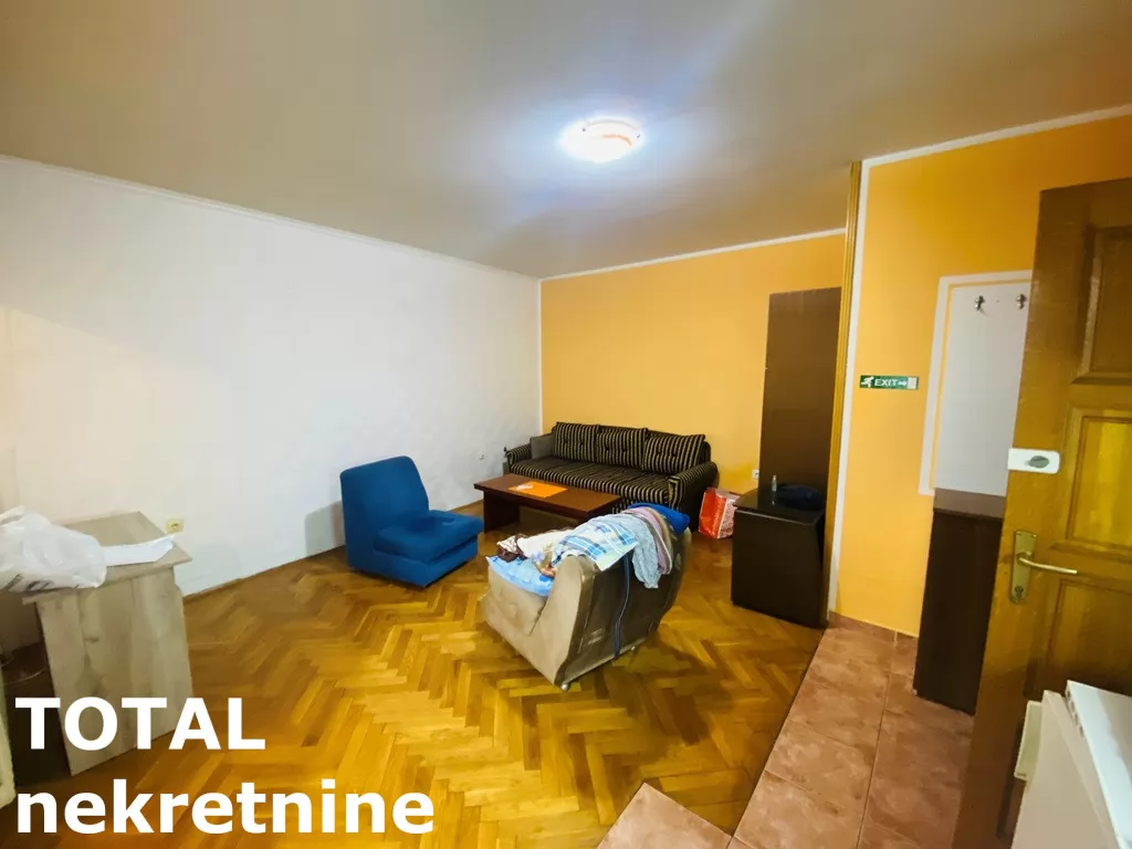 Stan,NOVI SAD,CENTAR,kv: 29.00, € 96800, ID: 1098443 2