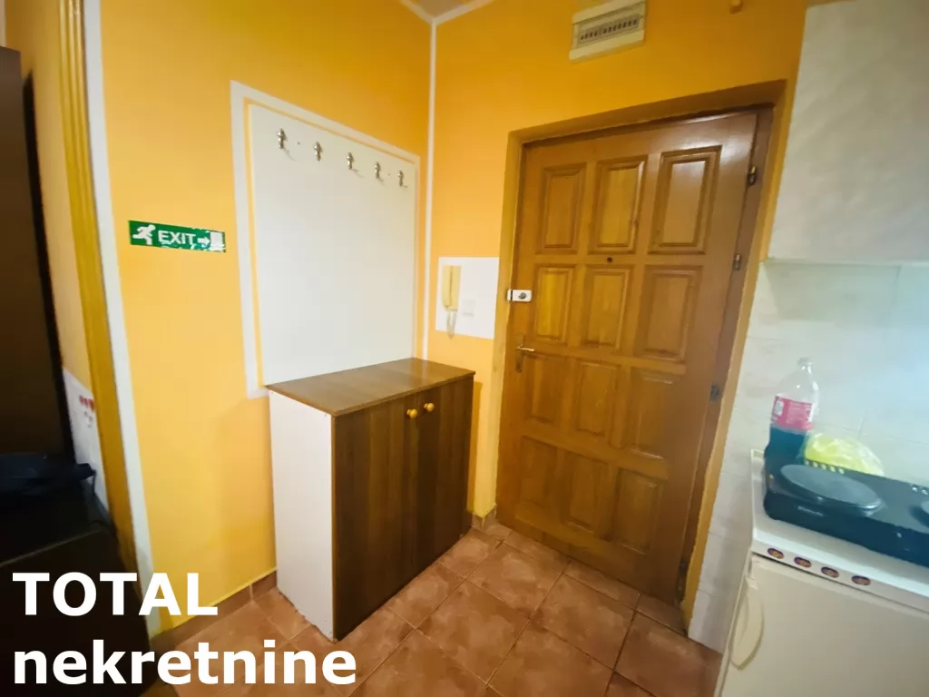 Stan,NOVI SAD,CENTAR,kv: 29.00, € 96800, ID: 1098443 5