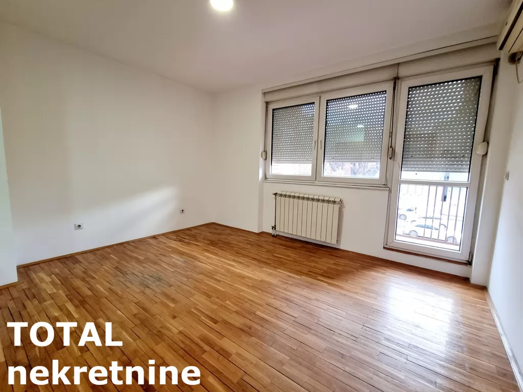 Stan,NOVI SAD,CENTAR,kv: 32.00, € 104000, ID: 1099814 3