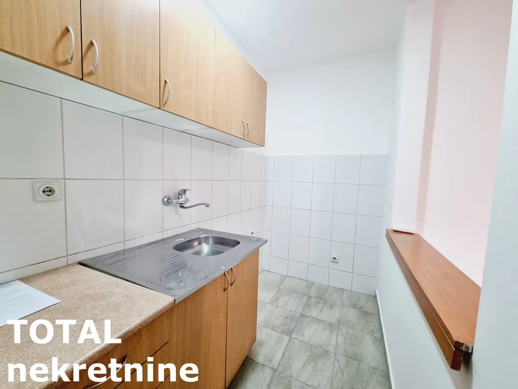 Stan,NOVI SAD,CENTAR,kv: 32.00, € 104000, ID: 1099814 5