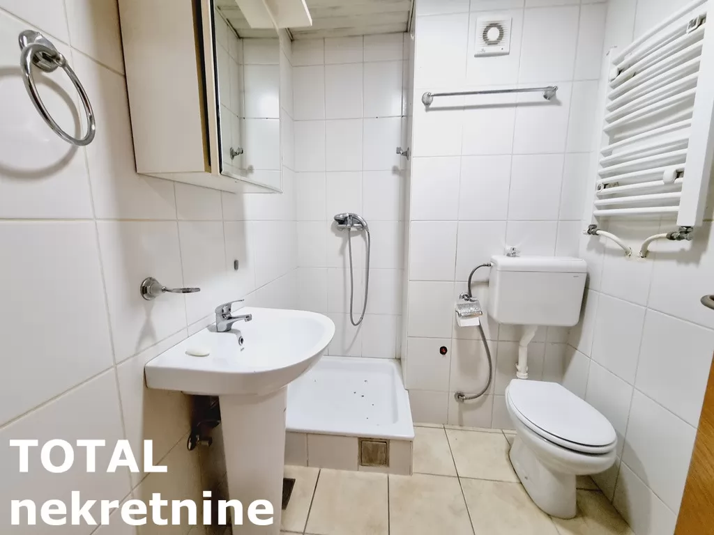 Stan,NOVI SAD,CENTAR,kv: 32.00, € 104000, ID: 1099814 6