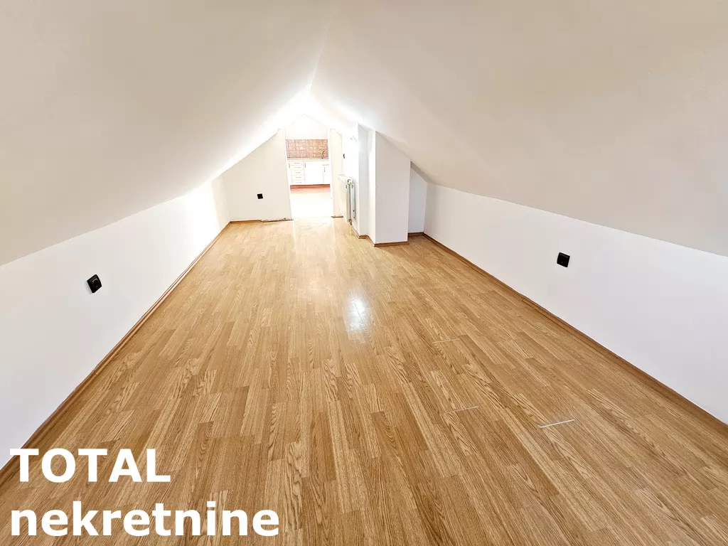 Stan,NOVI SAD,CENTAR,kv: 38.00, € 85000, ID: 1101208 8