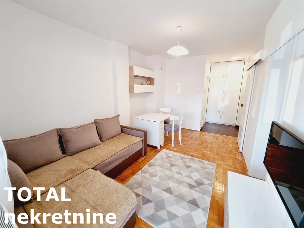 Stan,NOVI SAD,CENTAR,kv: 39.00, € 130000, ID: 1100635 4