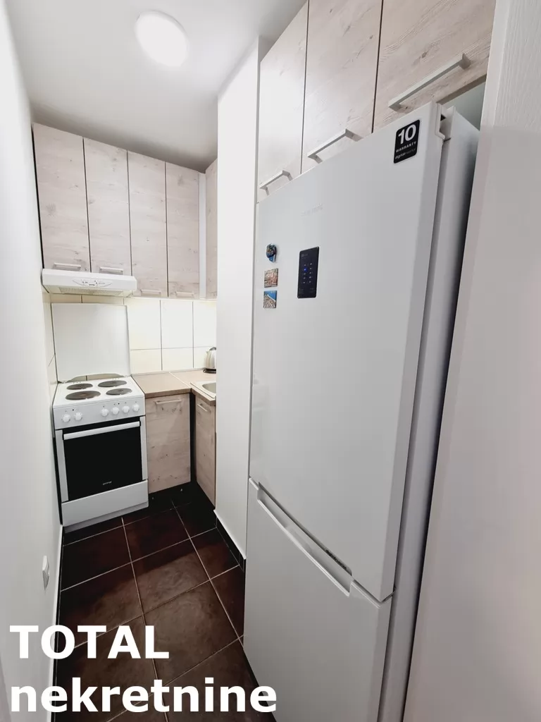 Stan,NOVI SAD,CENTAR,kv: 39.00, € 130000, ID: 1100635 5