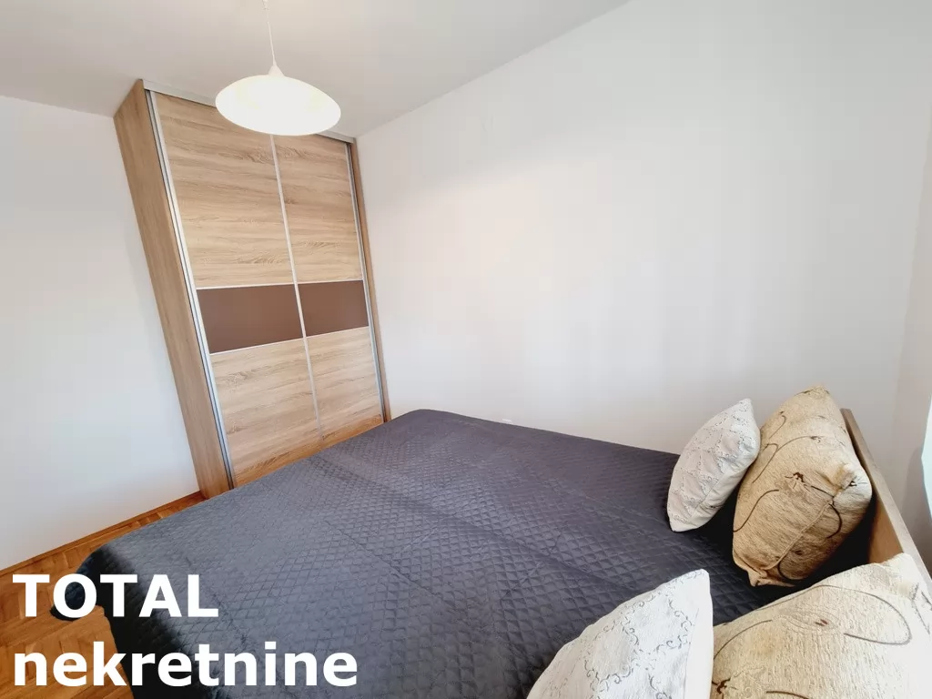 Stan,NOVI SAD,CENTAR,kv: 39.00, € 130000, ID: 1100635 8