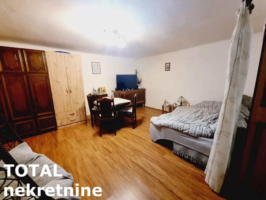 Stan,NOVI SAD,CENTAR,kv: 42.00, € 77250, ID: 1098375 1