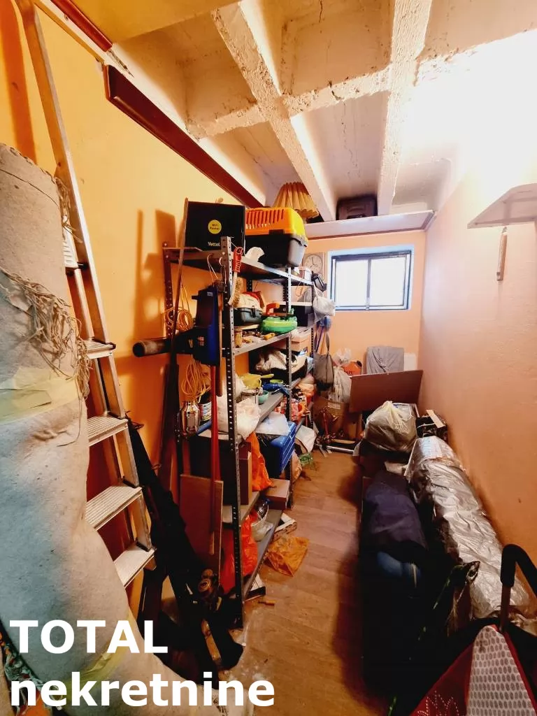 Stan,NOVI SAD,CENTAR,kv: 42.00, € 77250, ID: 1098375 9