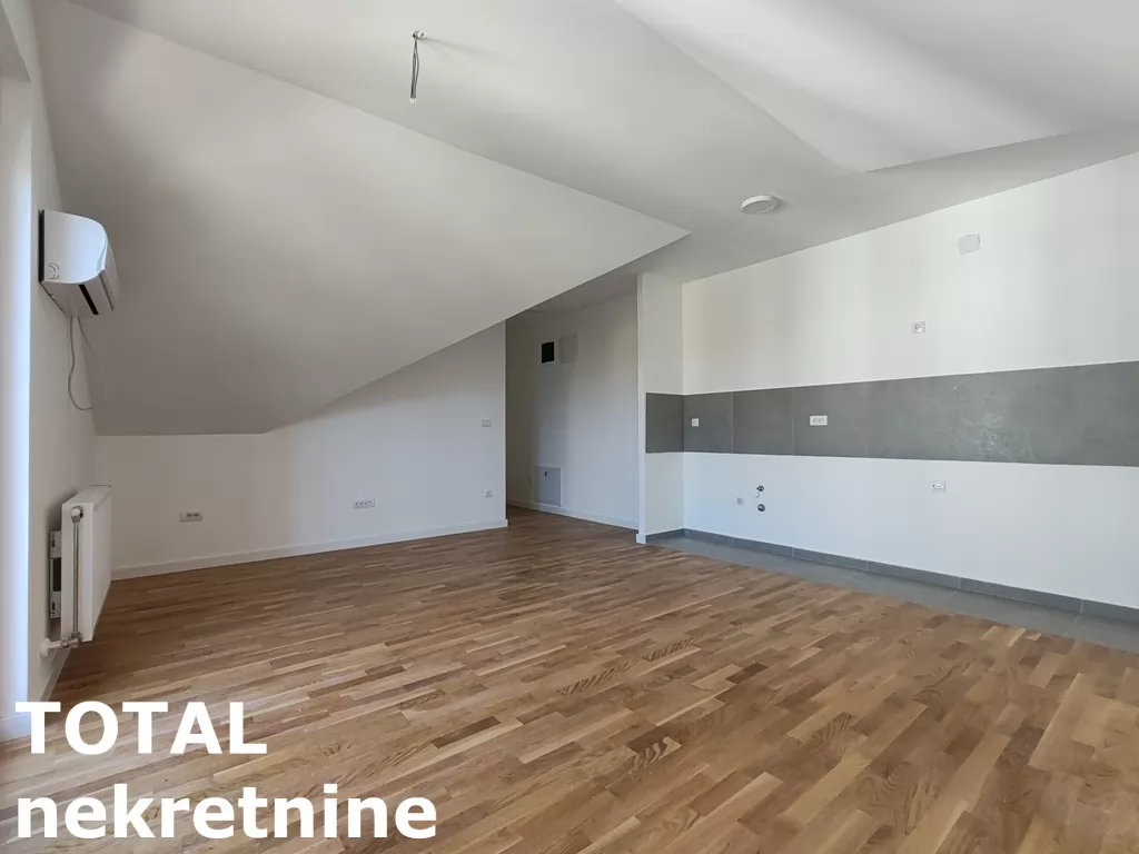 Stan,NOVI SAD,CENTAR,kv: 48.00, € 143375, ID: 1101211 5