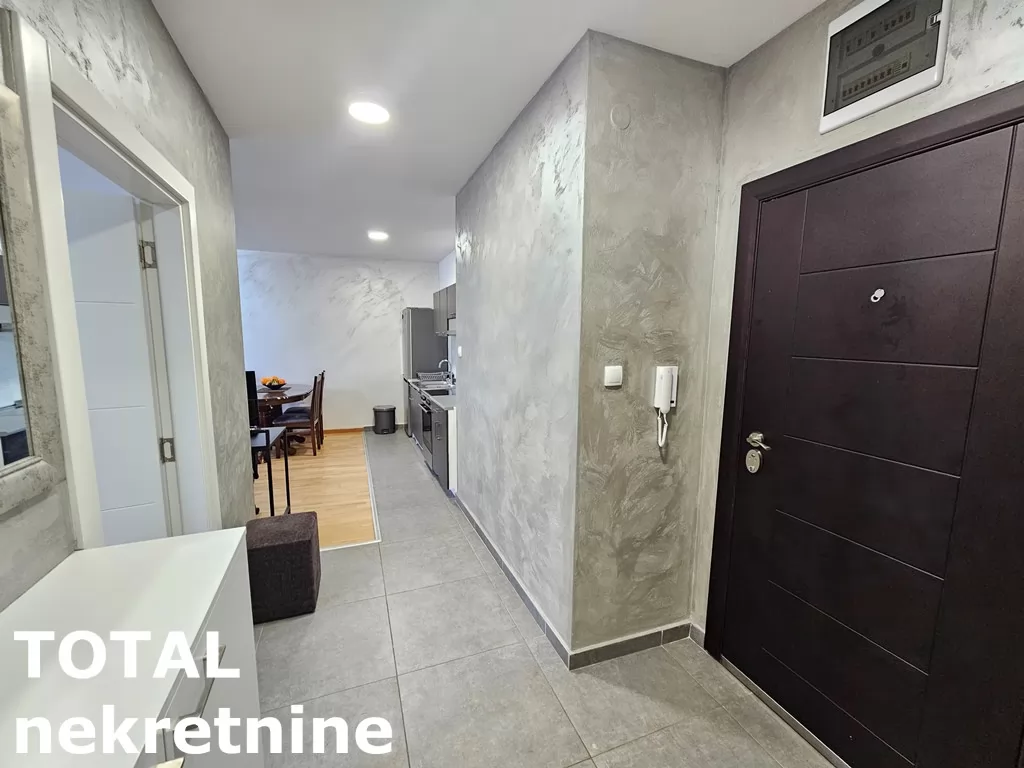 Stan,NOVI SAD,CENTAR,kv: 48.00, € 150000, ID: 1099700 12