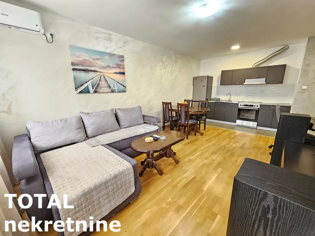 Stan,NOVI SAD,CENTAR,kv: 48.00, € 150000, ID: 1099700 5