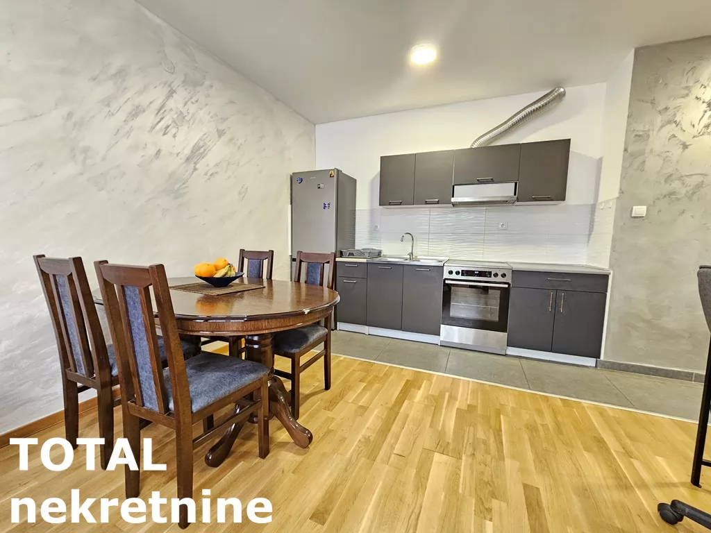 Stan,NOVI SAD,CENTAR,kv: 48.00, € 150000, ID: 1099700 7