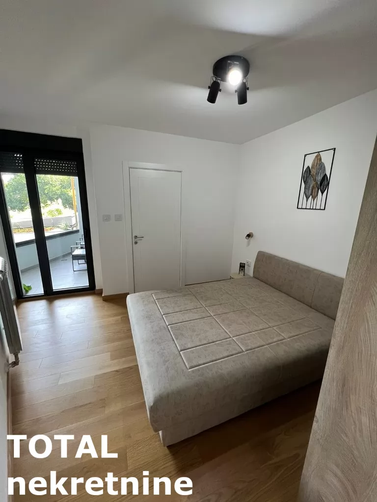 Stan,NOVI SAD,CENTAR,kv: 48.00, € 185400, ID: 1099249 14