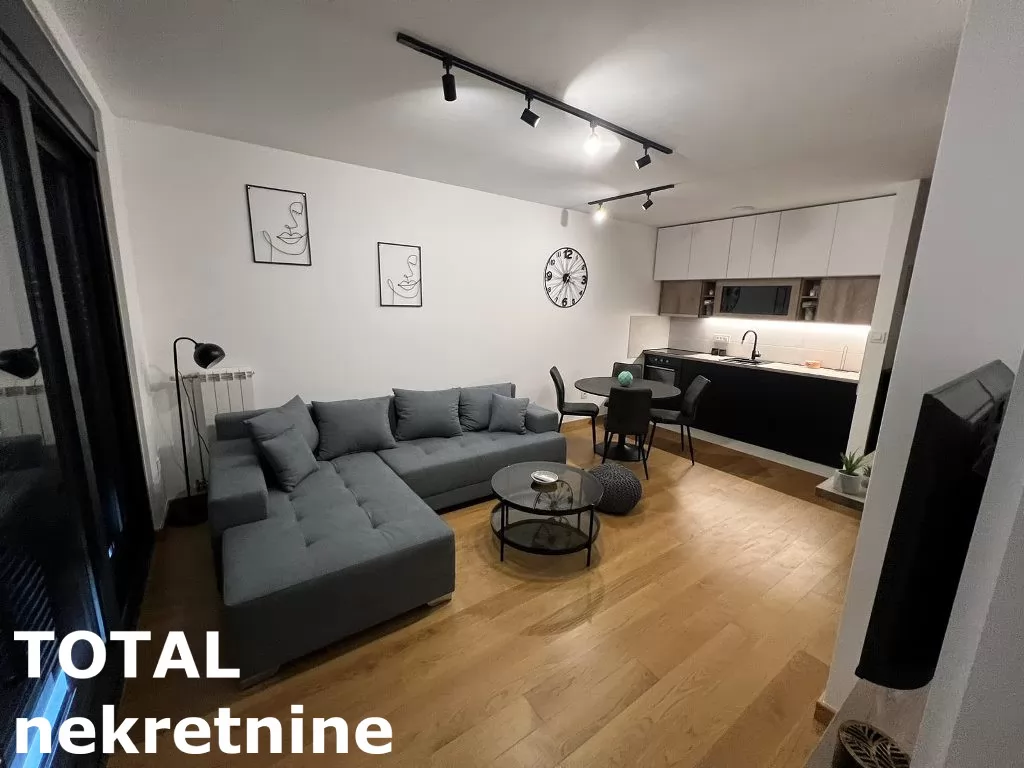 Stan,NOVI SAD,CENTAR,kv: 48.00, € 185400, ID: 1099249 5