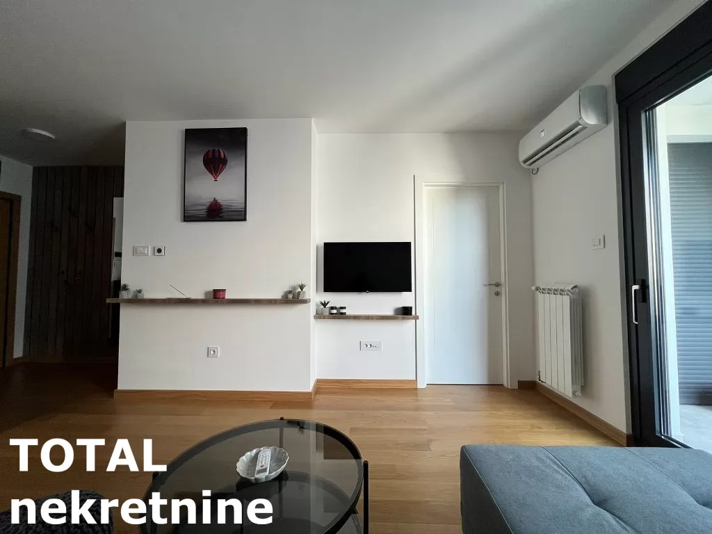 Stan,NOVI SAD,CENTAR,kv: 48.00, € 185400, ID: 1099249 8