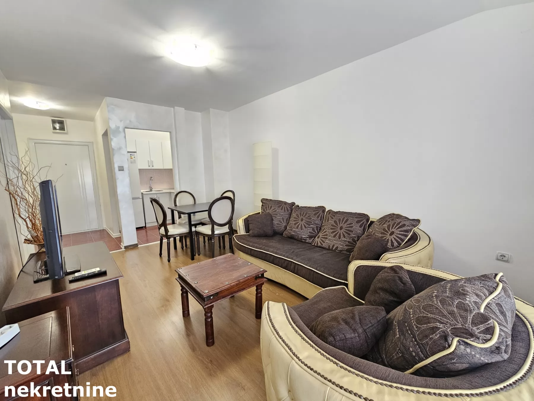Stan,NOVI SAD,CENTAR,kv: 49.00, € 150000, ID: 1101092 3