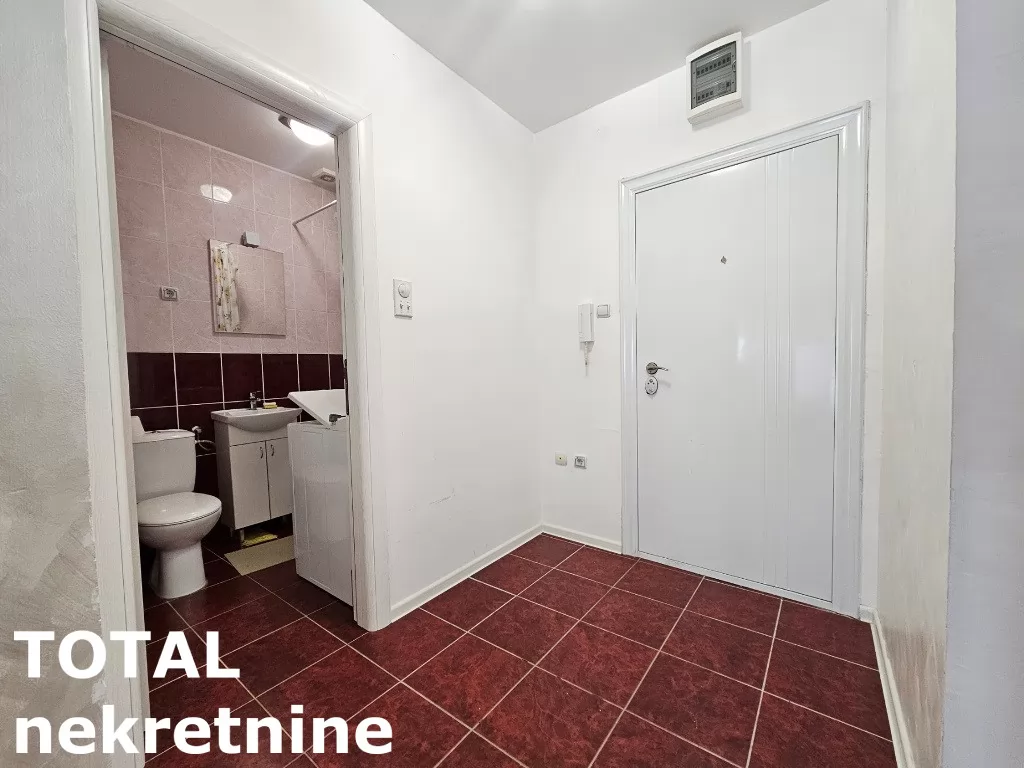 Stan,NOVI SAD,CENTAR,kv: 49.00, € 150000, ID: 1101092 9