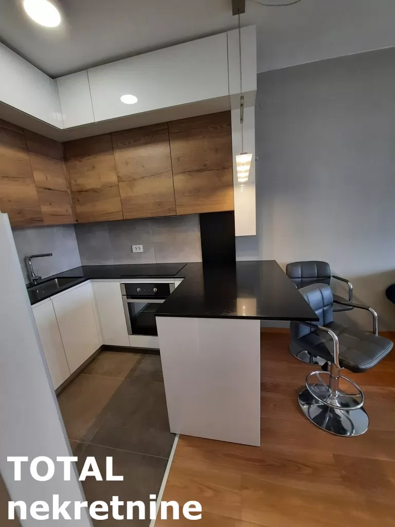 Stan,NOVI SAD,CENTAR,kv: 49.00, € 250000, ID: 1100585 6