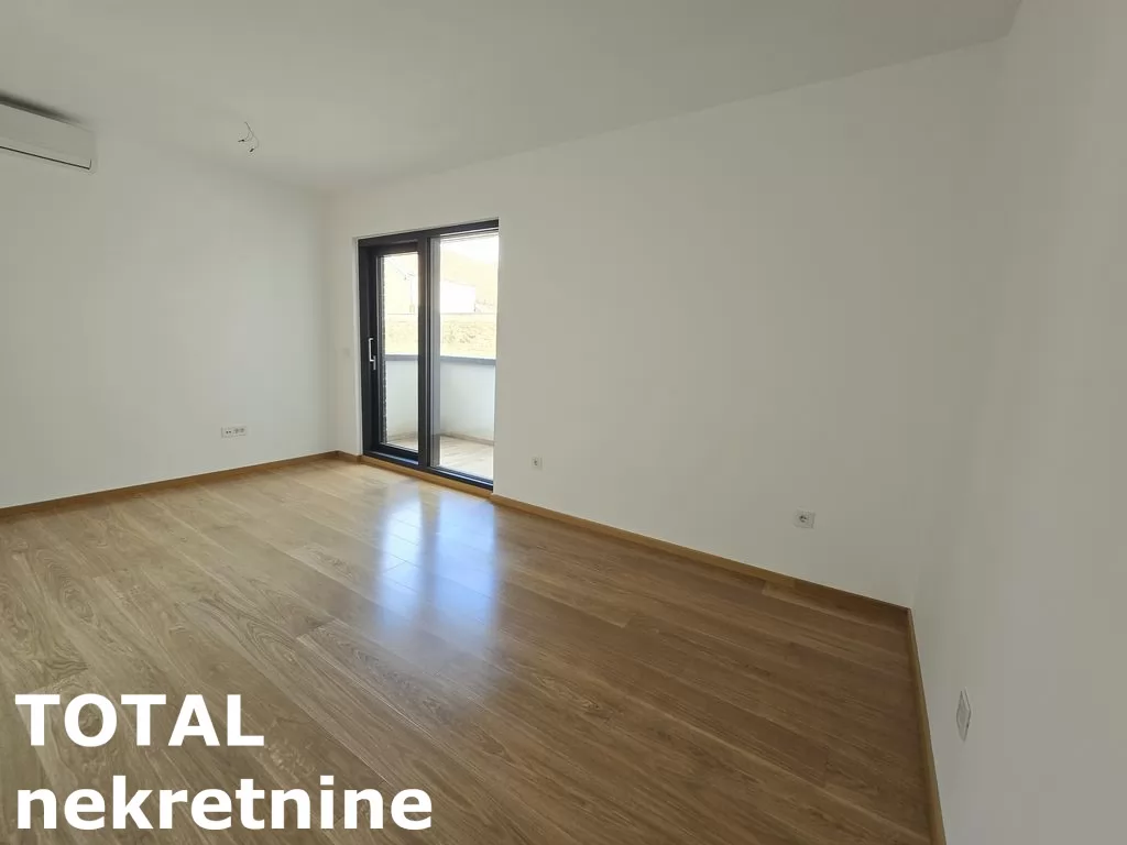 Stan,NOVI SAD,CENTAR,kv: 50.00, € 235870, ID: 1098760 1