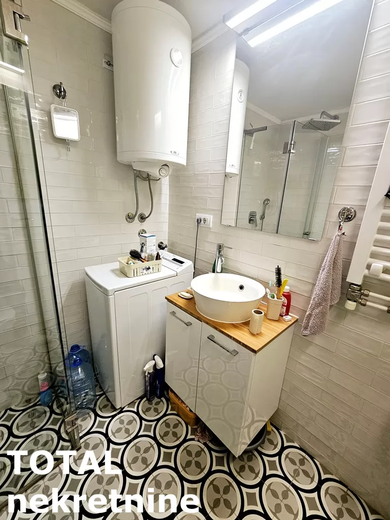 Stan,NOVI SAD,CENTAR,kv: 54.00, € 111650, ID: 1101140 7