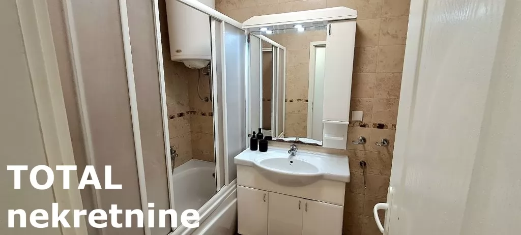 Stan,NOVI SAD,CENTAR,kv: 56.00, € 146260, ID: 1100745 8