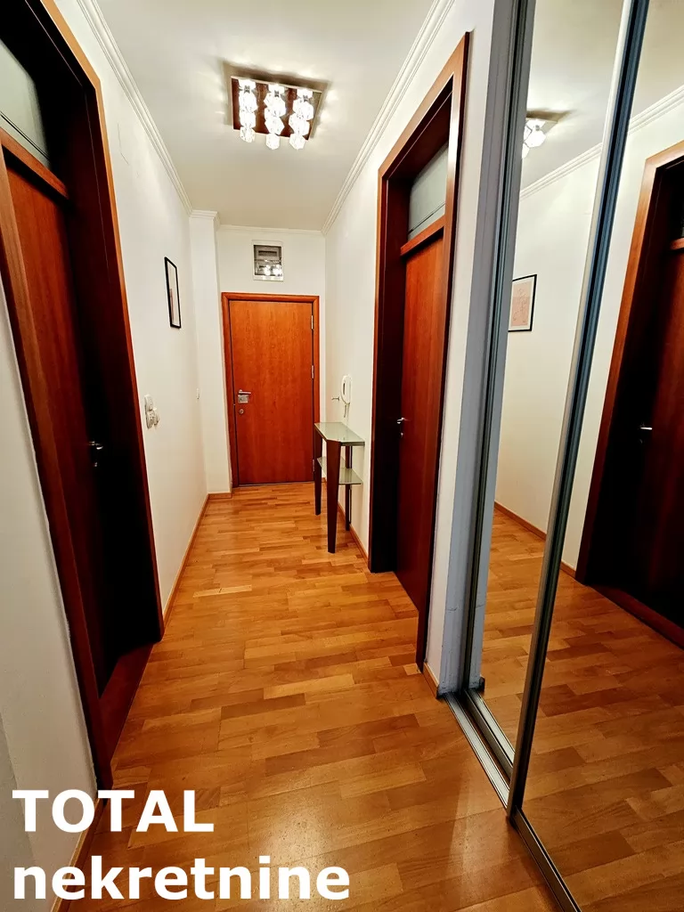 Stan,NOVI SAD,CENTAR,kv: 56.00, € 220000, ID: 1101299 10