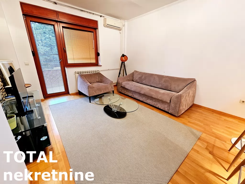 Stan,NOVI SAD,CENTAR,kv: 56.00, € 220000, ID: 1101299 2